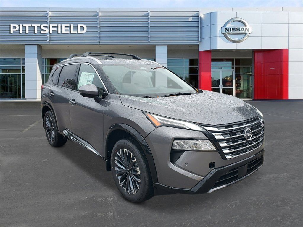 2026 Nissan Rogue Platinum Image 2 of 21