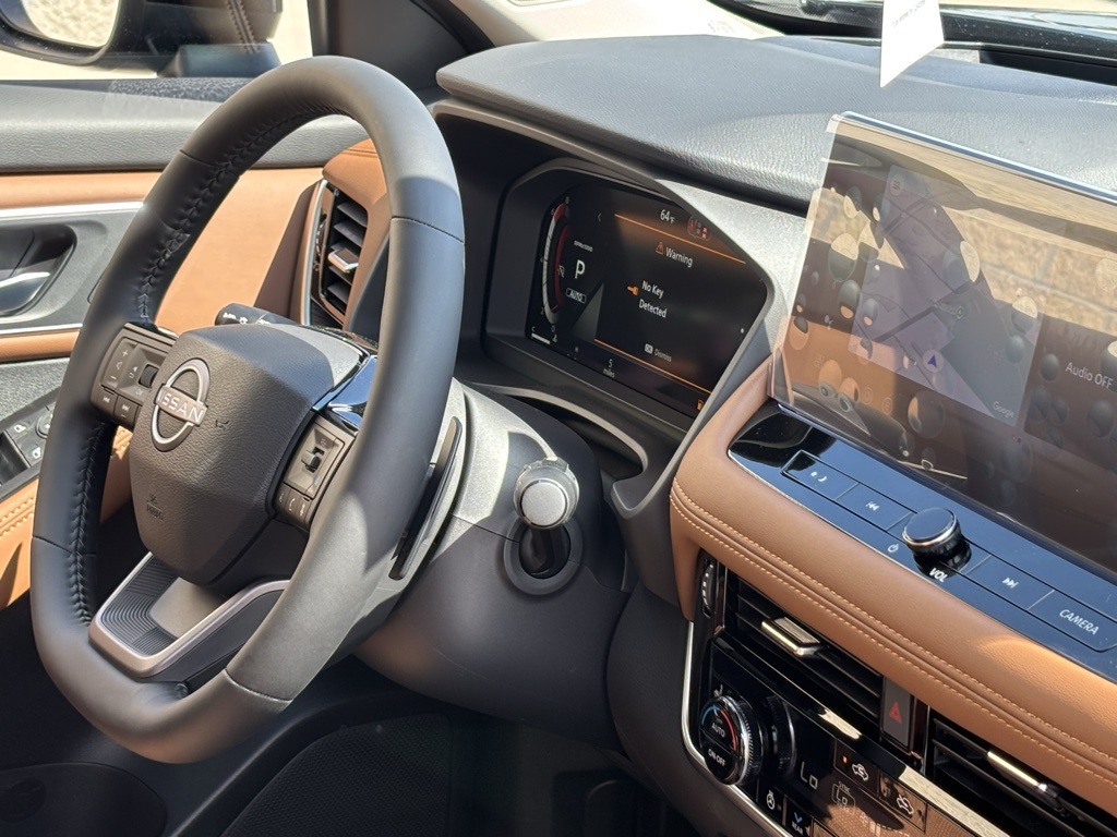 2026 Nissan Rogue Platinum Image 15 of 30