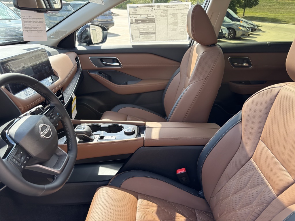 2026 Nissan Rogue Platinum Image 29 of 30