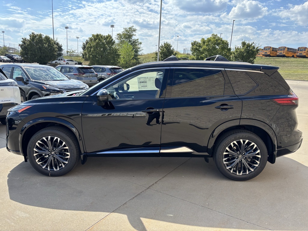 2026 Nissan Rogue Platinum Image 6 of 30