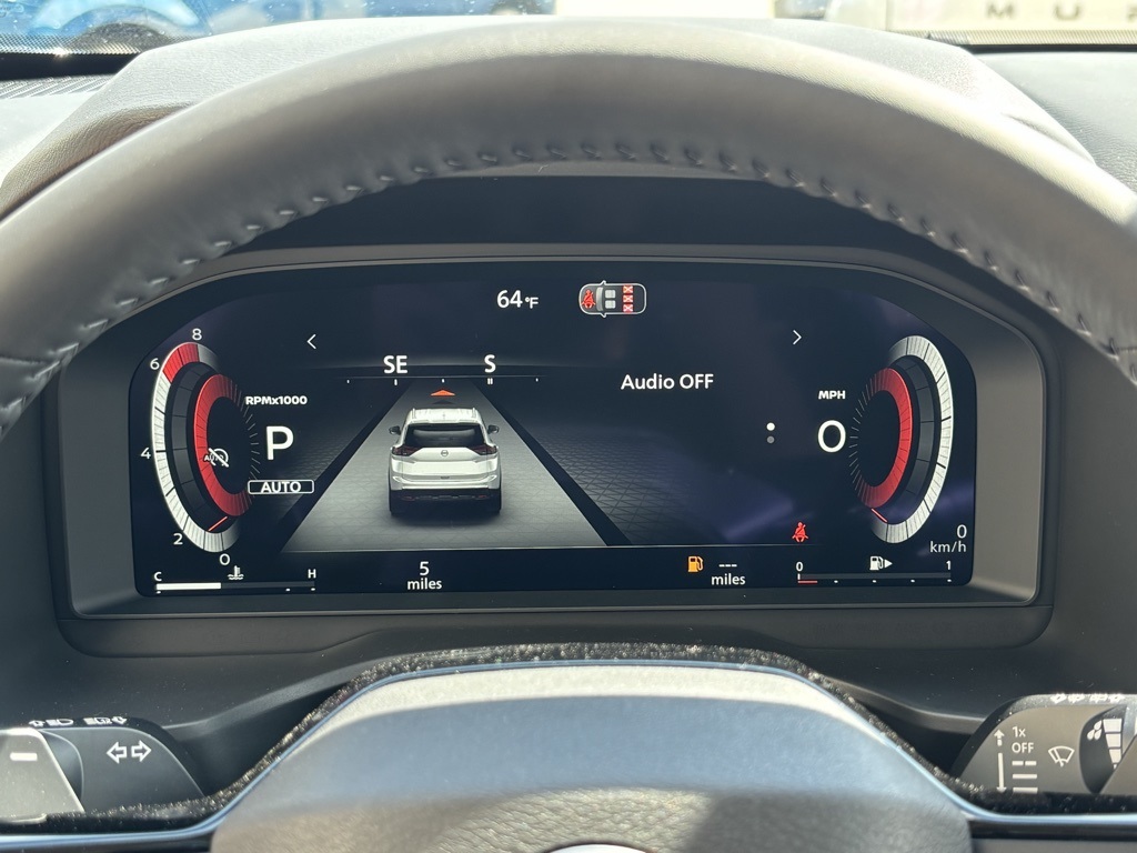 2026 Nissan Rogue Platinum Image 17 of 30