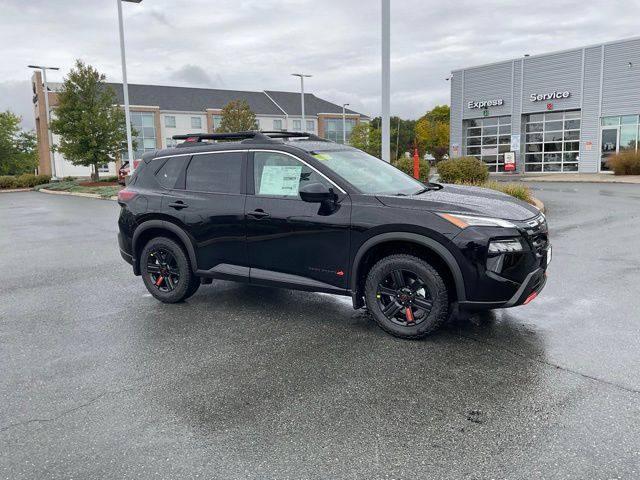 2026 Nissan Rogue Rock Creek Image 3 of 26