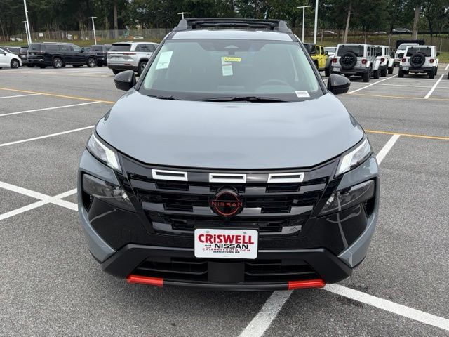 2026 Nissan Rogue Rock Creek Image 3 of 37
