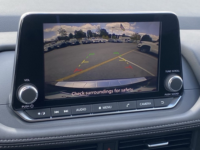 2026 Nissan Rogue SV Image 24 of 37