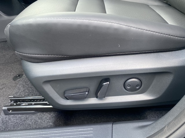 2026 Nissan Rogue SV Image 37 of 37