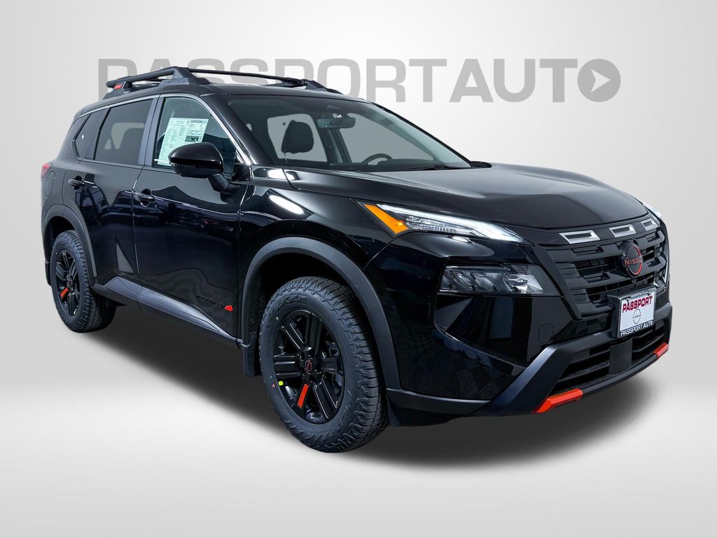 2026 Nissan Rogue Rock Creek Image 2 of 39