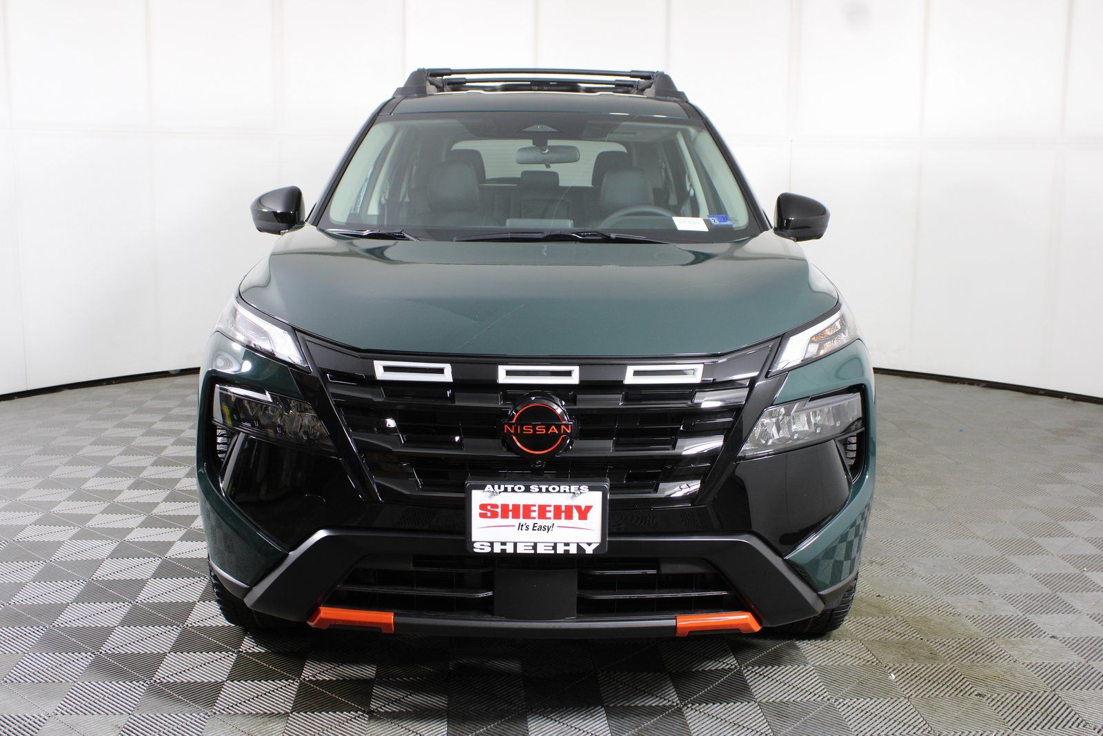 2026 Nissan Rogue Rock Creek Image 2 of 29