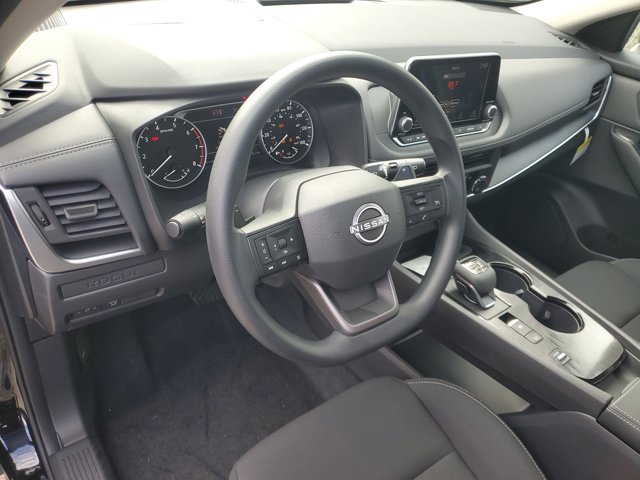 2026 Nissan Rogue S Image 11 of 18