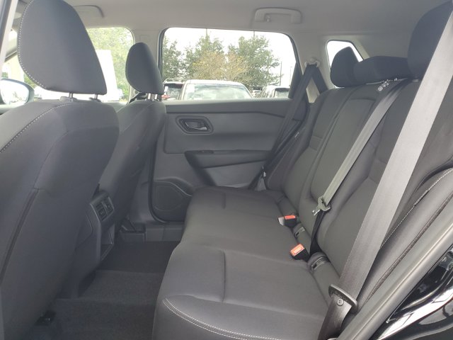 2026 Nissan Rogue S Image 9 of 18