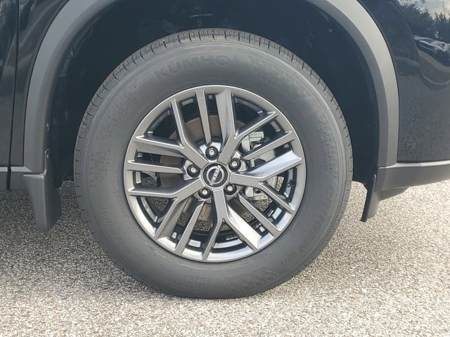 2026 Nissan Rogue S Image 8 of 18