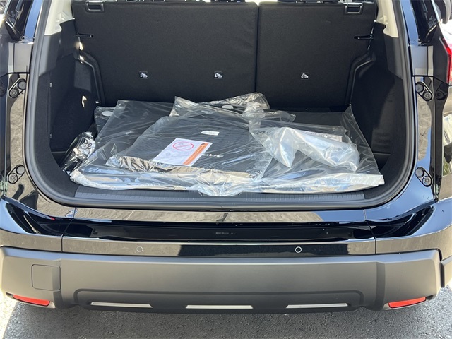 2026 Nissan Rogue S Image 11 of 27