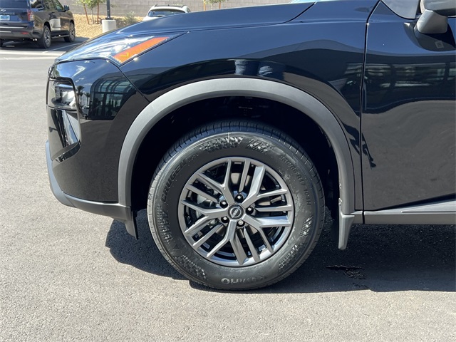 2026 Nissan Rogue S Image 10 of 27