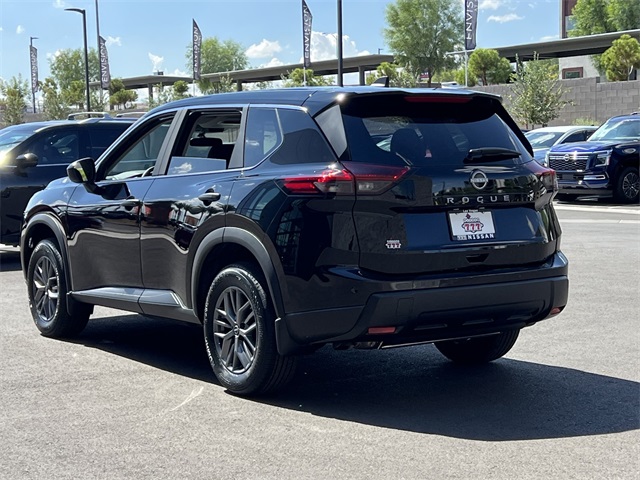 2026 Nissan Rogue S Image 7 of 27