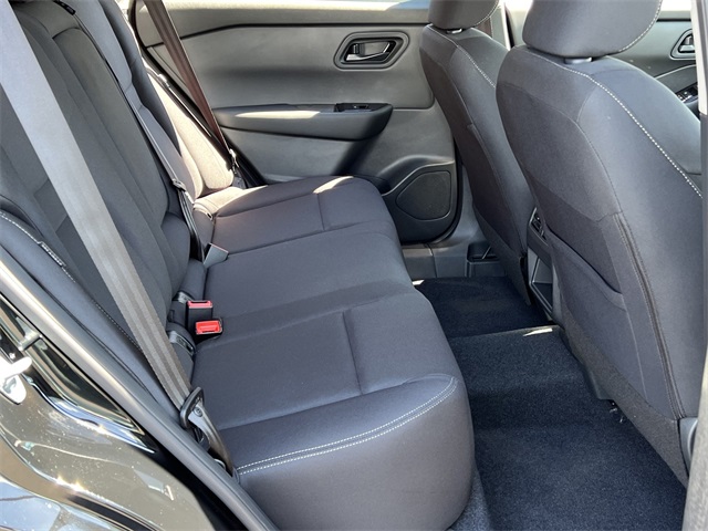 2026 Nissan Rogue S Image 12 of 27