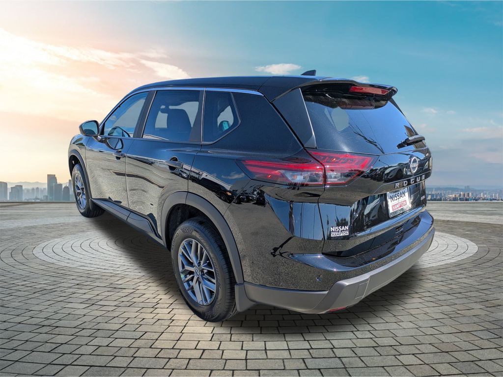 2026 Nissan Rogue S Image 8 of 27