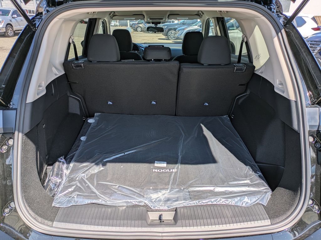 2026 Nissan Rogue S Image 11 of 27