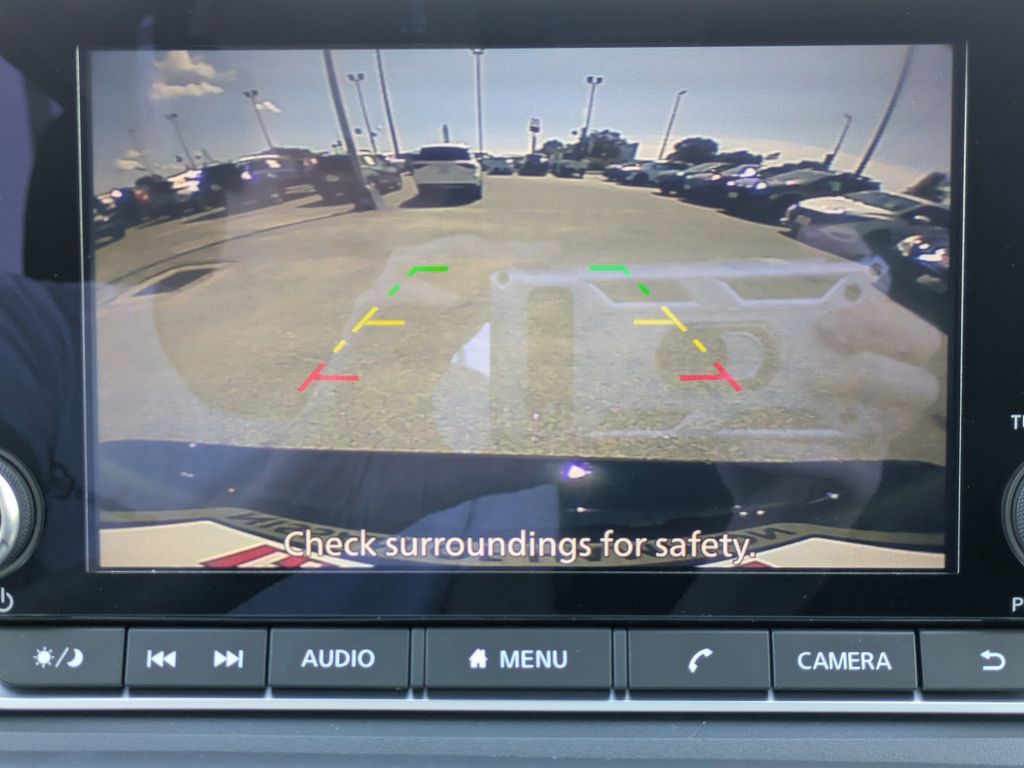 2026 Nissan Rogue S Image 17 of 27