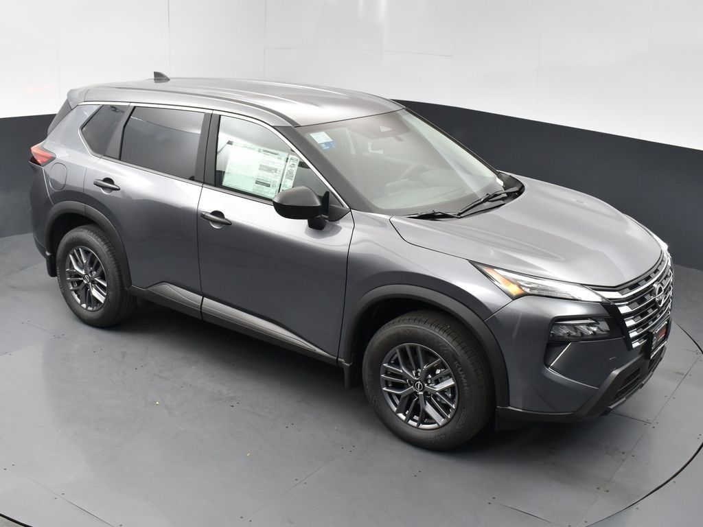 2026 Nissan Rogue S Image 8 of 50