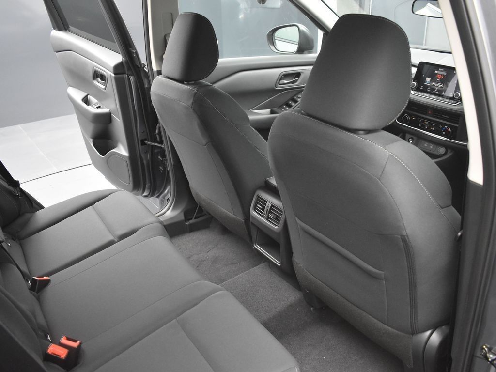 2026 Nissan Rogue S Image 28 of 50