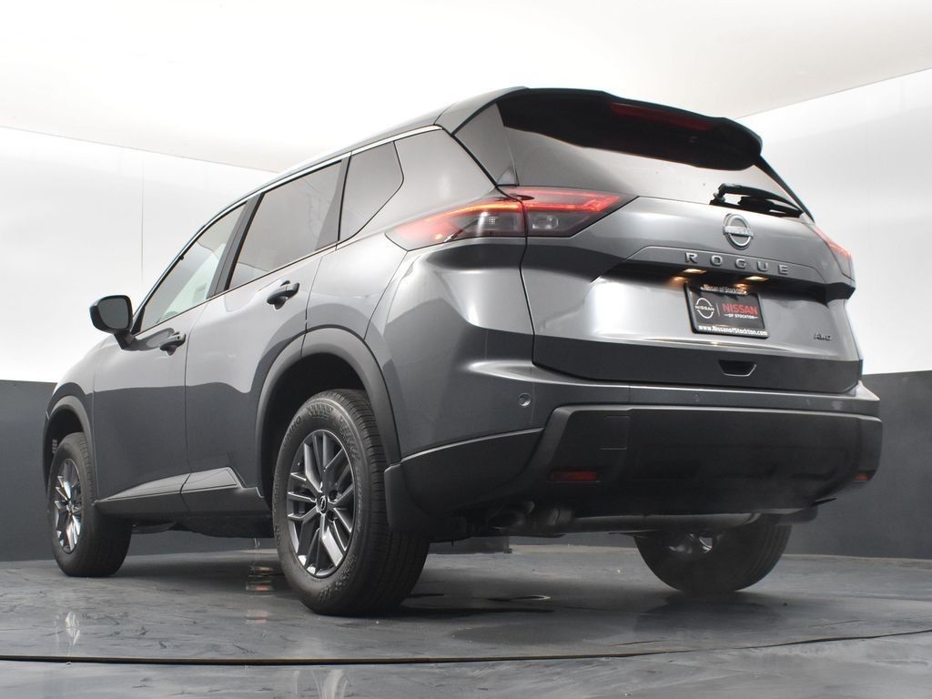 2026 Nissan Rogue S Image 13 of 50