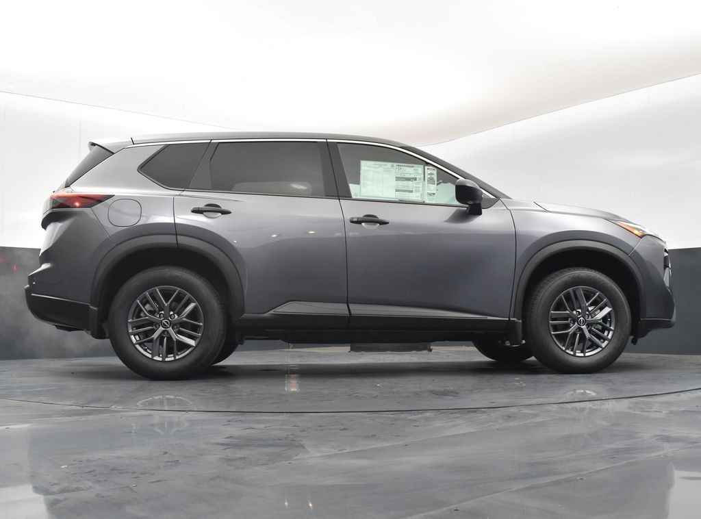 2026 Nissan Rogue S Image 10 of 50