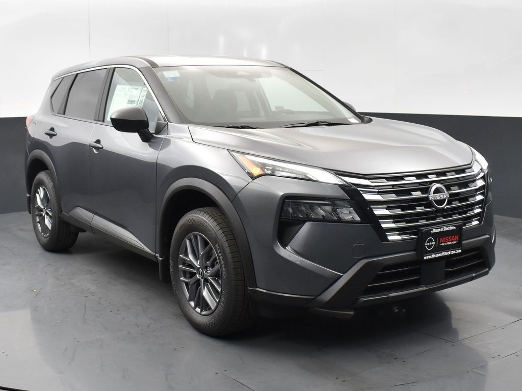 2026 Nissan Rogue S Image 7 of 50