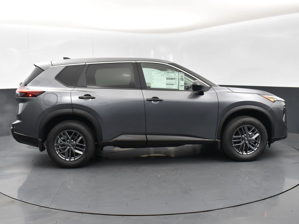 2026 Nissan Rogue S Image 9 of 50