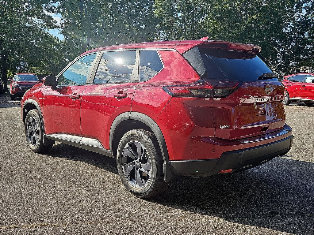 2026 Nissan Rogue SV Image 4 of 10