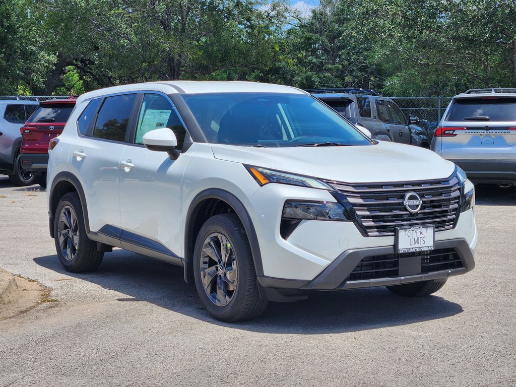 2026 Nissan Rogue SV Image 1 of 31