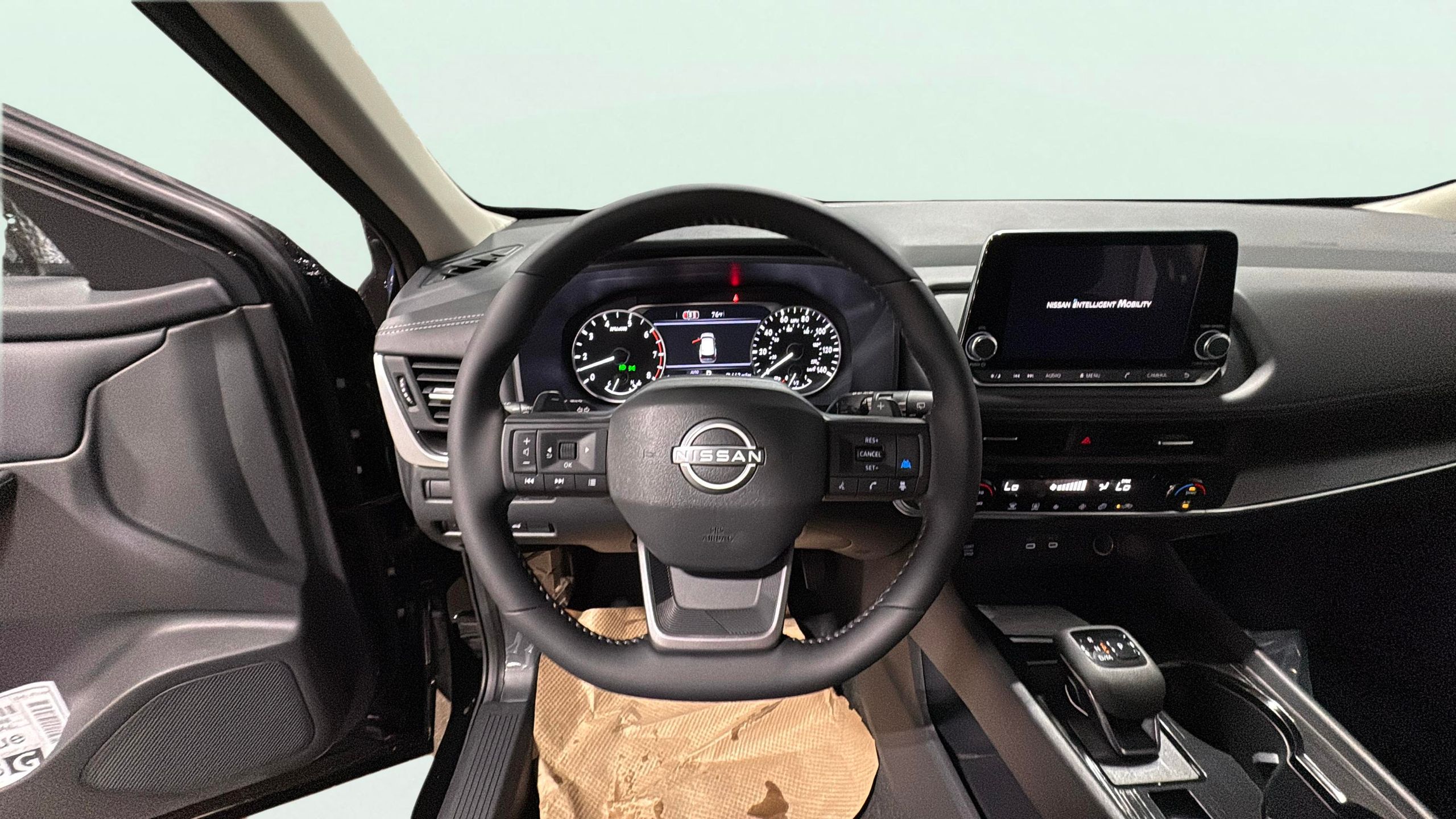 2026 Nissan Rogue SV Image 13 of 19