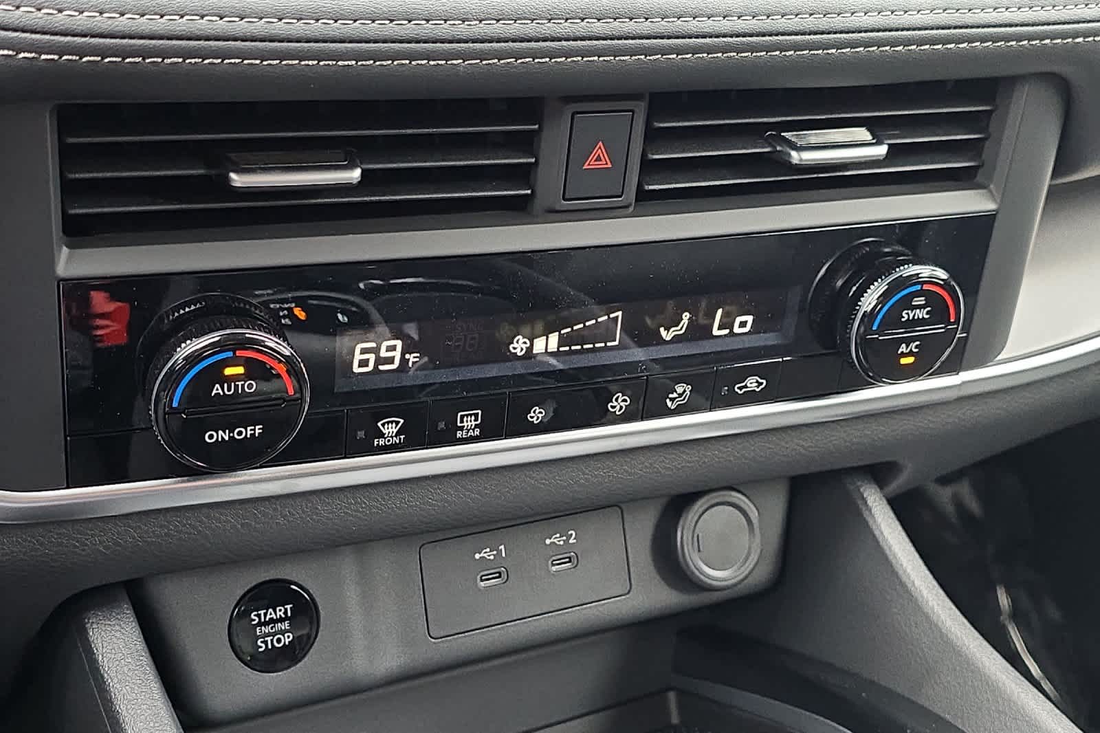 2026 Nissan Rogue SV Image 21 of 27