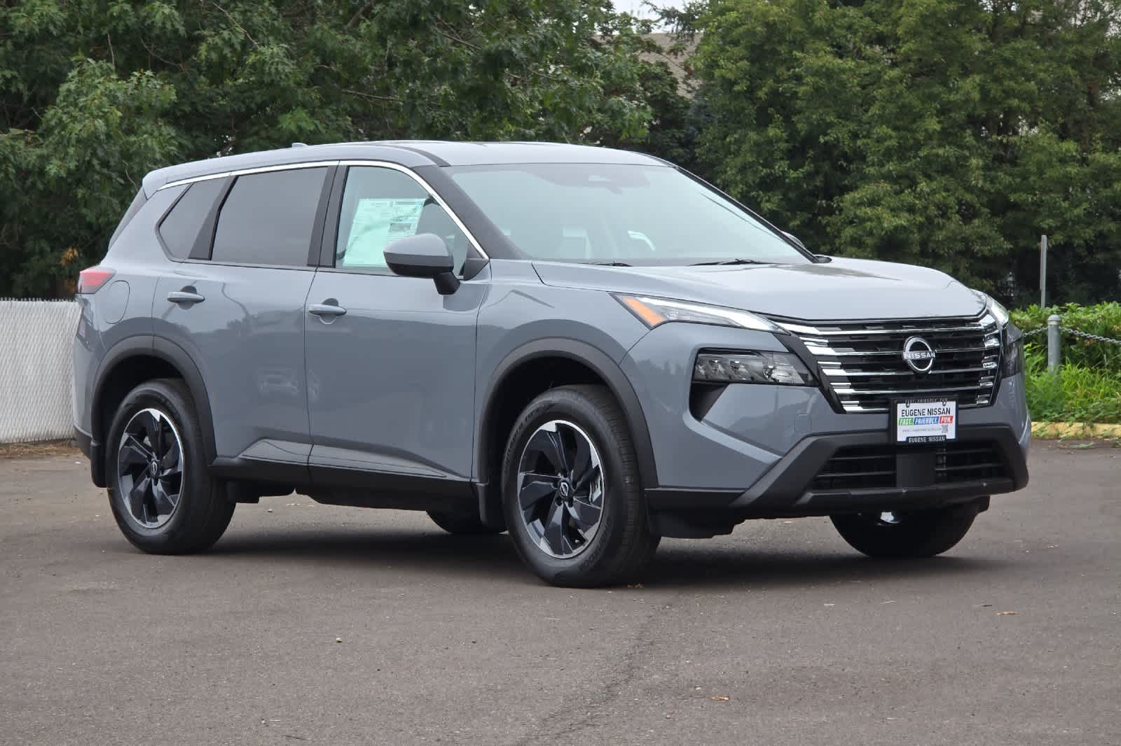 2026 Nissan Rogue SV Image 3 of 27