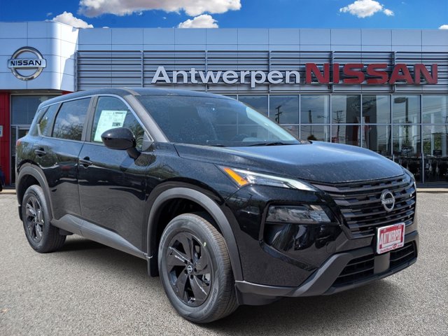 2026 Nissan Rogue SV Image 2 of 27