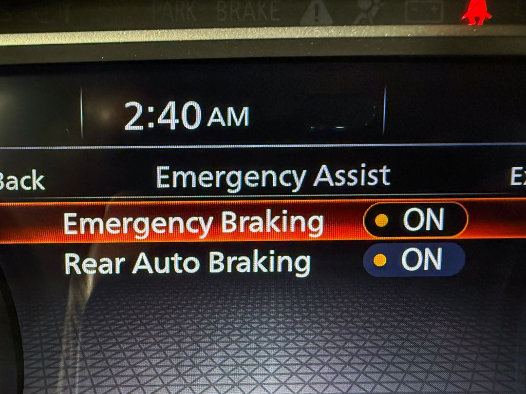 2026 Nissan Rogue SV Image 15 of 32