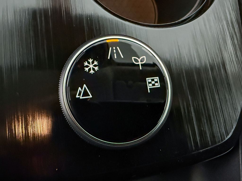 2026 Nissan Rogue SV Image 32 of 32