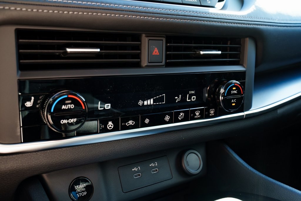 2026 Nissan Rogue SV Image 27 of 29