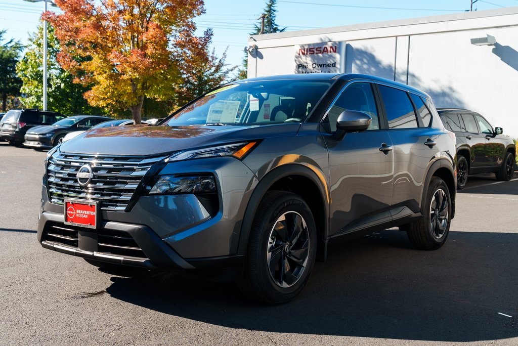 2026 Nissan Rogue SV Image 1 of 29