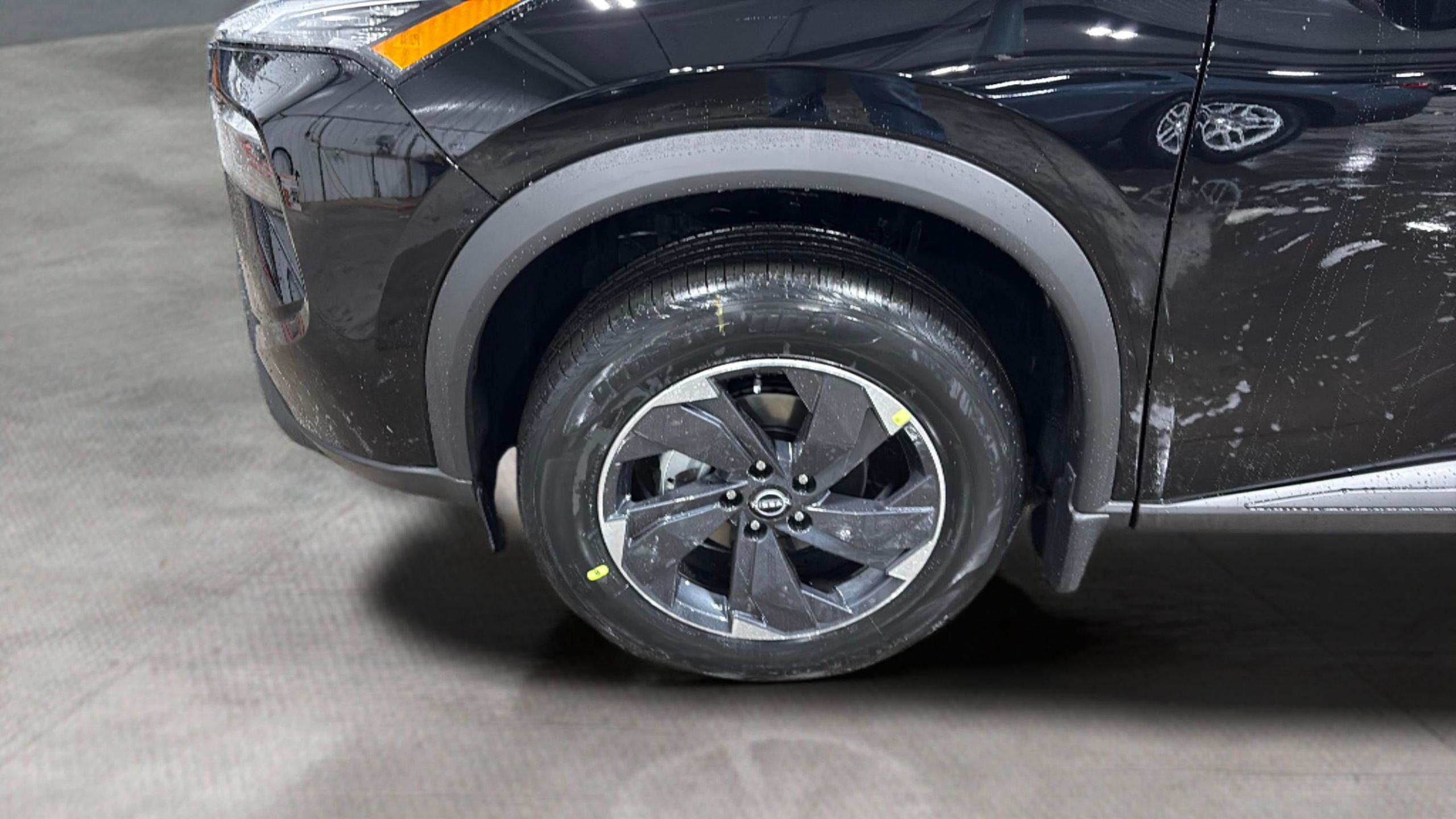 2026 Nissan Rogue SV Image 5 of 19