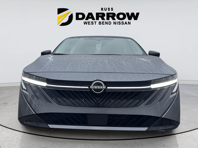 2026 Nissan Sentra SL Image 2 of 23