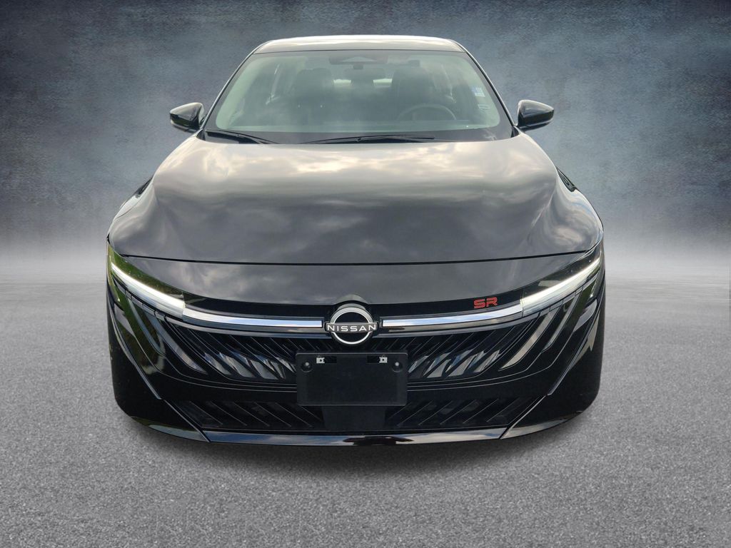 2026 Nissan Sentra SR Image 2 of 27