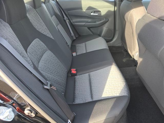 2026 Nissan Sentra SV Image 11 of 27