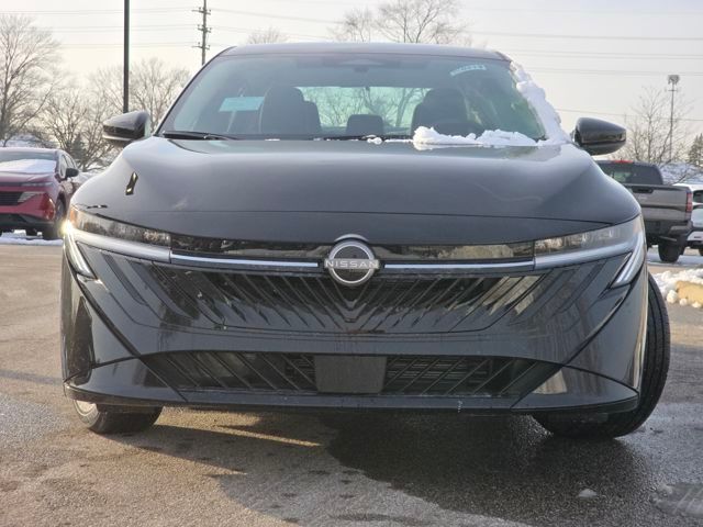 2026 Nissan Sentra SV Image 2 of 27