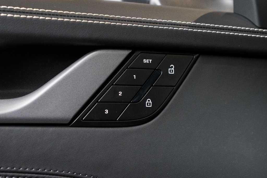 2026 Porsche 911 Carrera Image 20 of 40