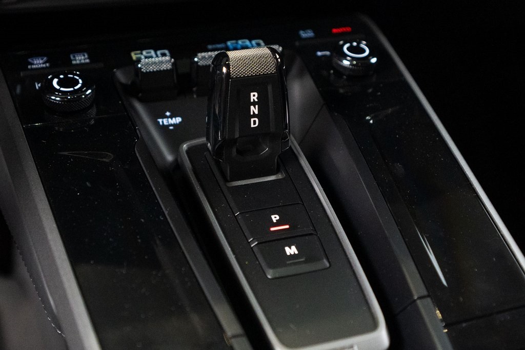 2026 Porsche 911 Carrera Image 33 of 40