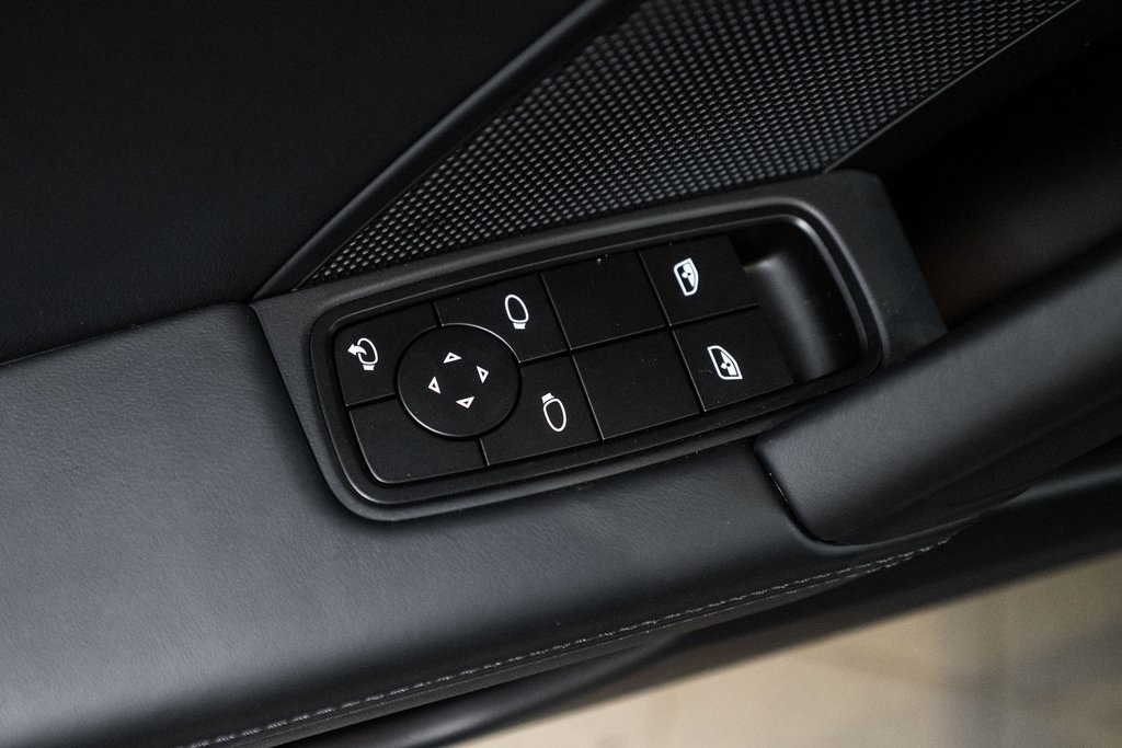 2026 Porsche 911 Carrera Image 28 of 40