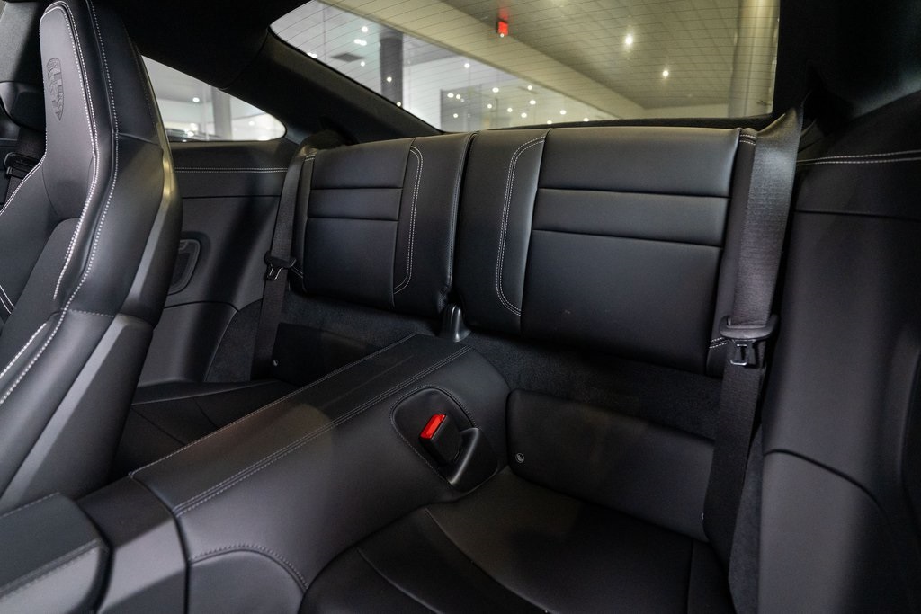 2026 Porsche 911 Carrera Image 10 of 40