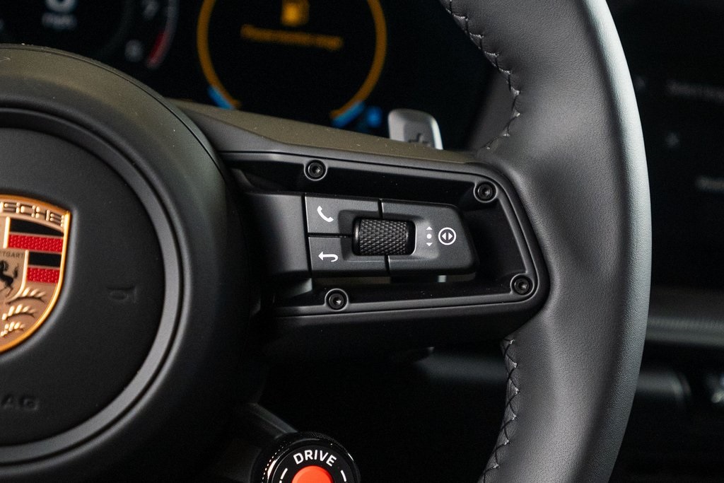 2026 Porsche 911 Carrera Image 40 of 40