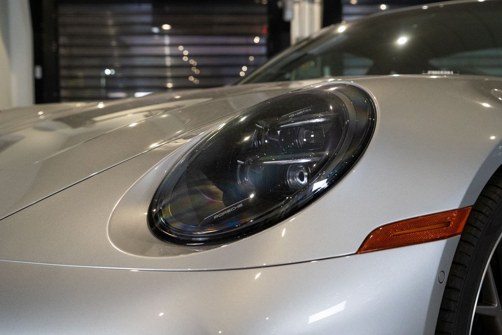 2026 Porsche 911 Carrera Image 25 of 40