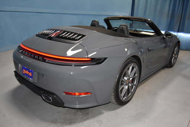 2026 Porsche 911 Carrera S Image 4 of 29