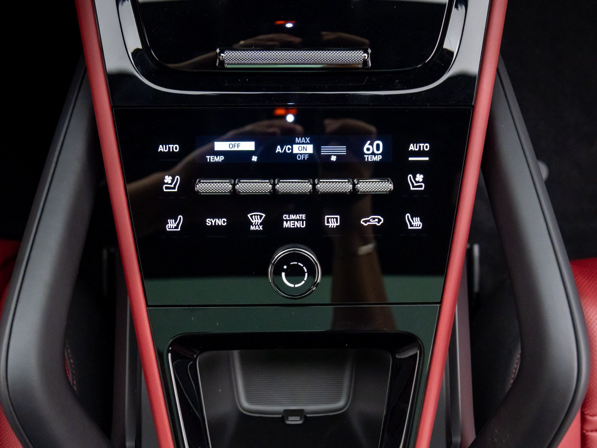 2026 Porsche Cayenne GTS Image 37 of 37